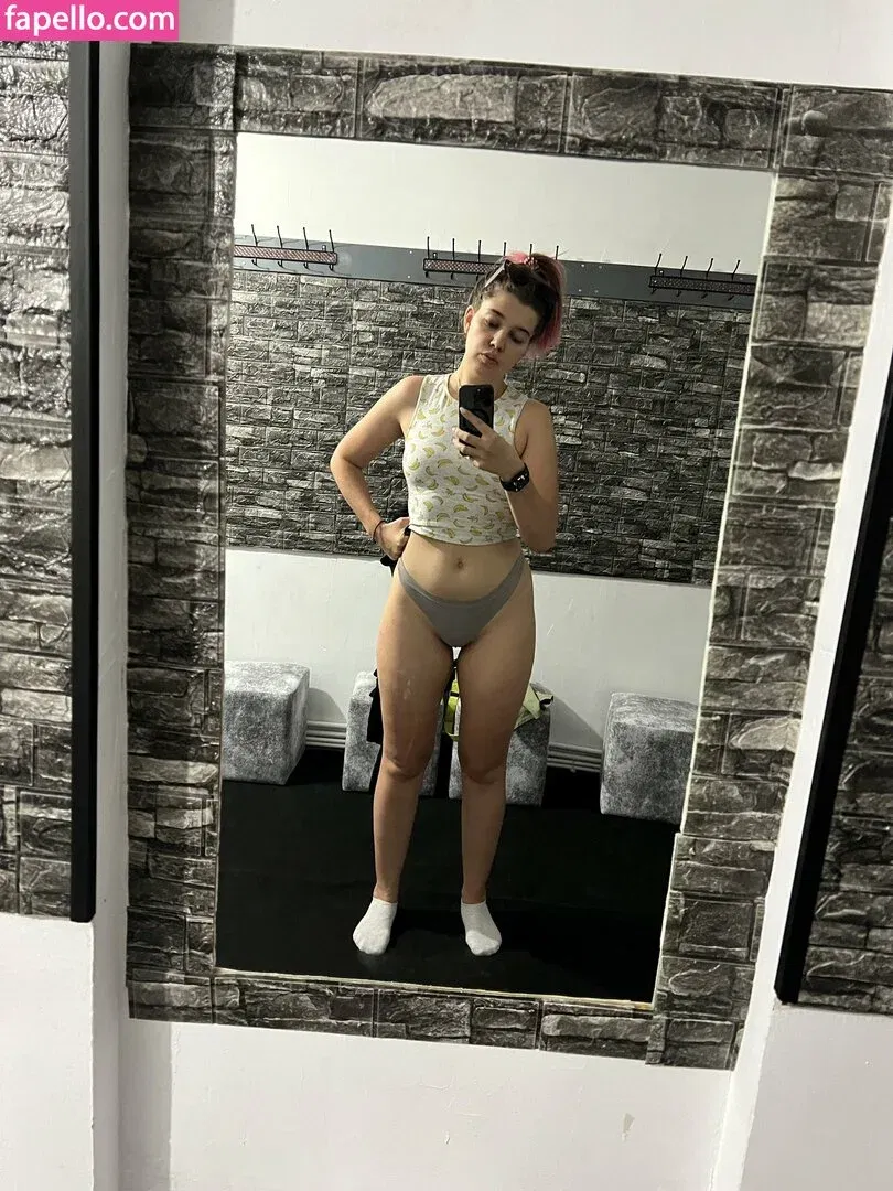 TanuXaPacman Onlyfans Photo Gallery 