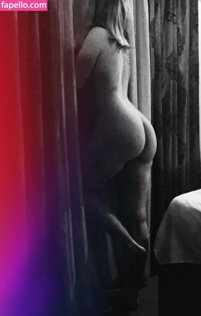 TanuXaPacman Onlyfans Photo Gallery 