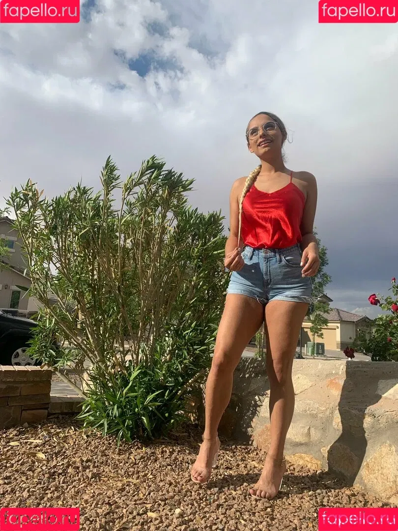 Desire Negro Onlyfans Photo Gallery 