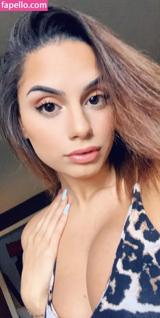 Desire Negro Onlyfans Photo Gallery 