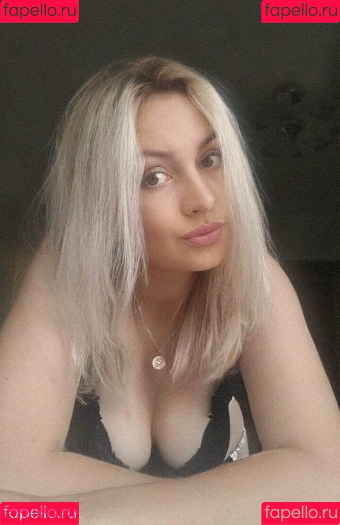 anna_bellla Onlyfans Photo Gallery 