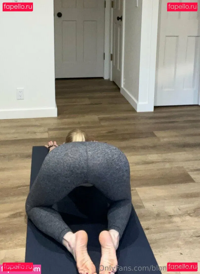 blondhotwife Onlyfans Photo Gallery 