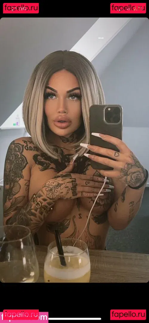 Regitze Koch Hansen Kochregitze Onlyfans Photo Gallery 