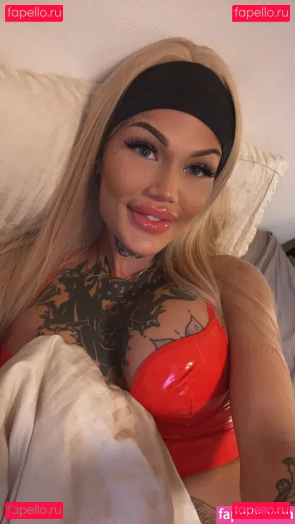 Regitze Koch Hansen Kochregitze Onlyfans Photo Gallery 