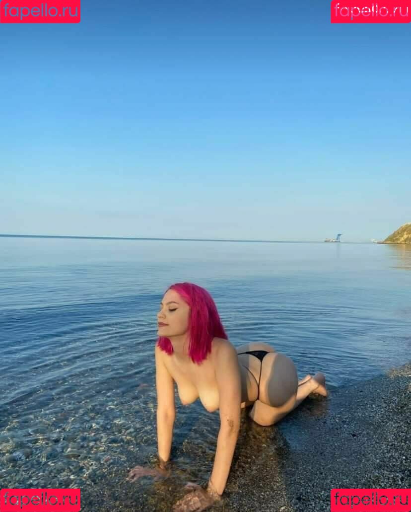 Hotlasie Onlyfans Photo Gallery 