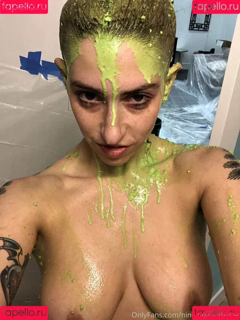 nineinchyaelsfree Onlyfans Photo Gallery 