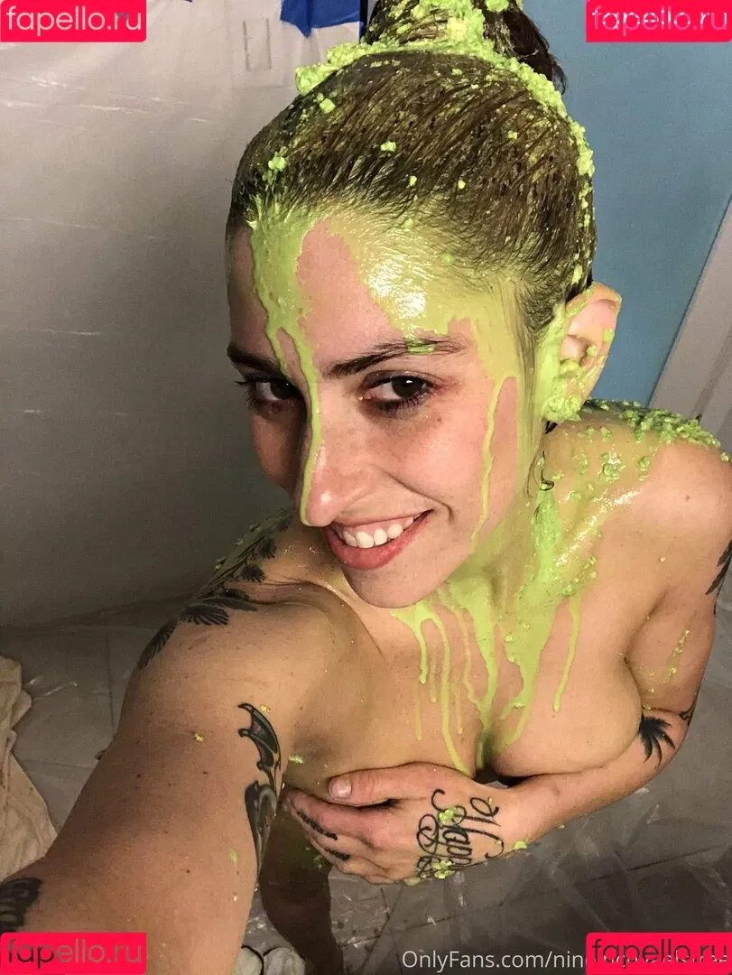 nineinchyaelsfree Onlyfans Photo Gallery 