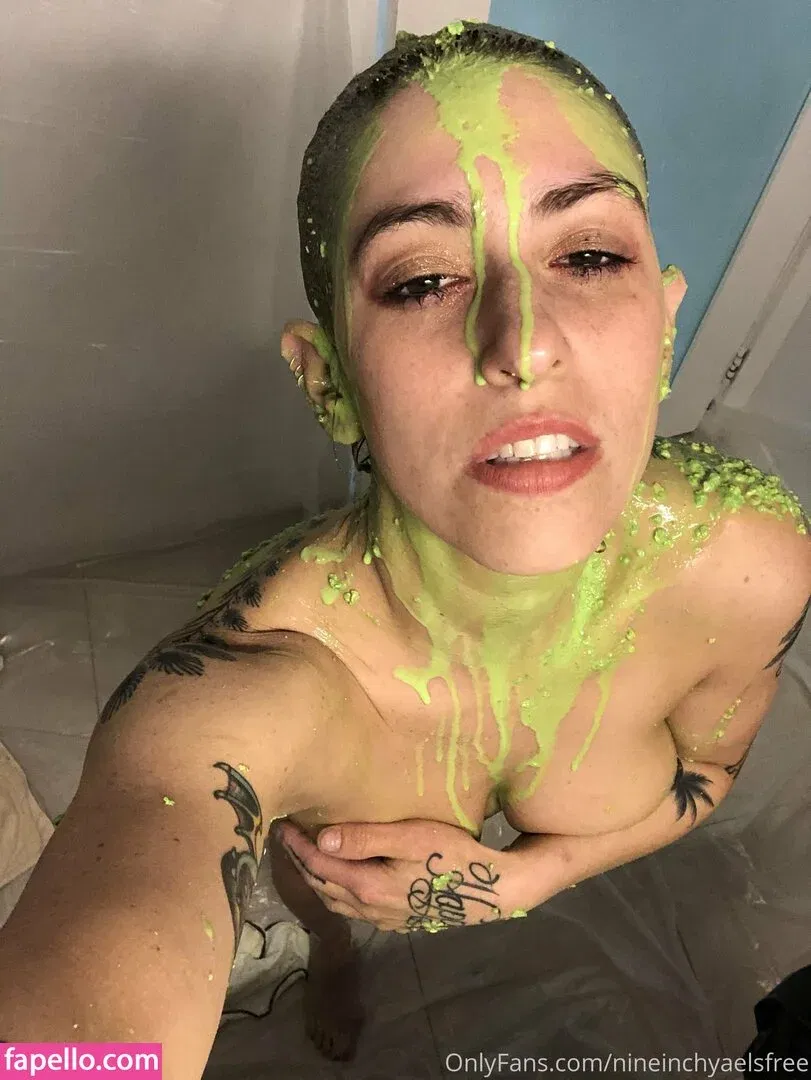 nineinchyaelsfree Onlyfans Photo Gallery 