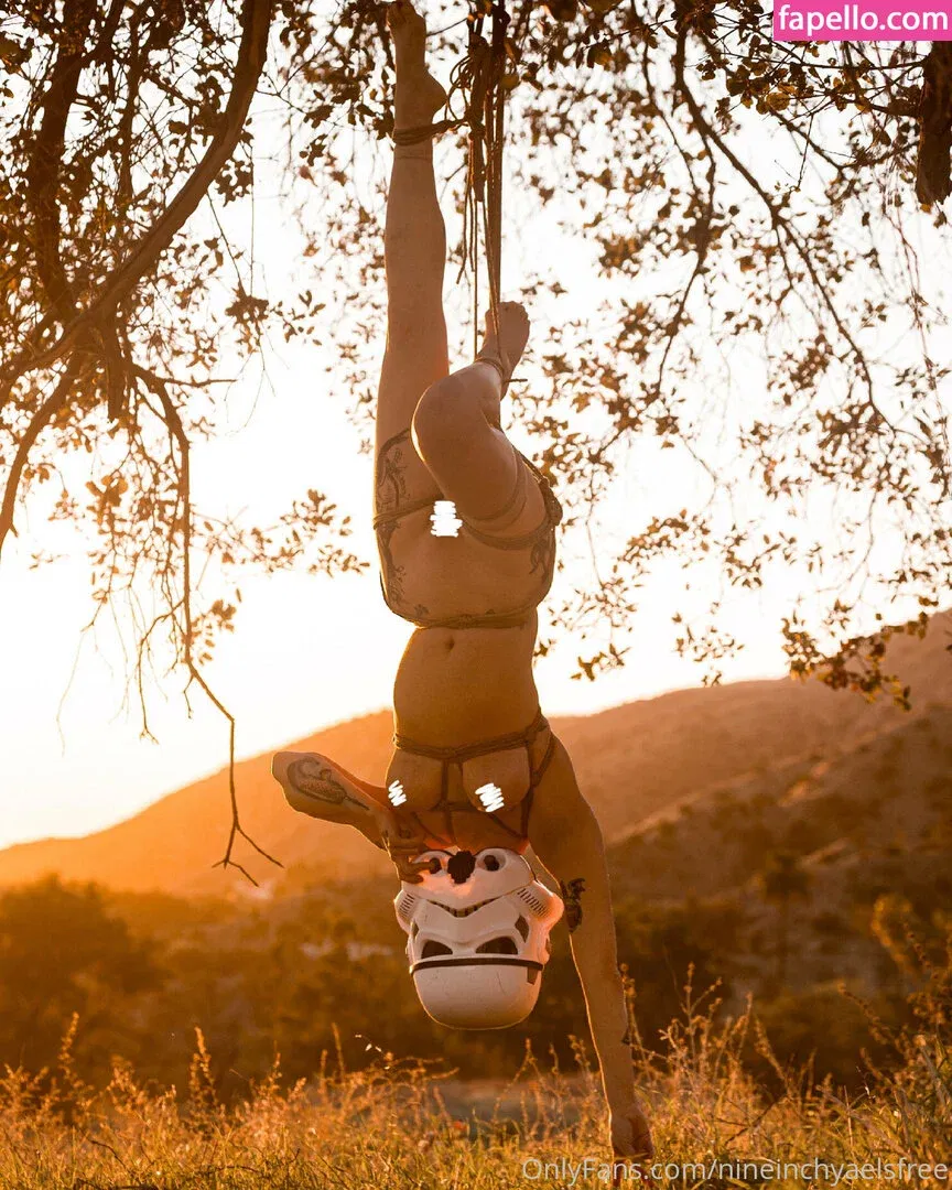 nineinchyaelsfree Onlyfans Photo Gallery 