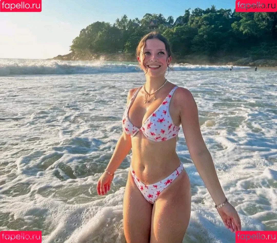Lina Valeska Onlyfans Photo Gallery 