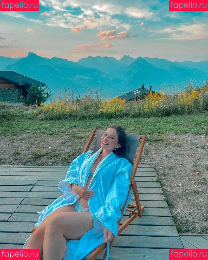 Lina Valeska Onlyfans Photo Gallery 