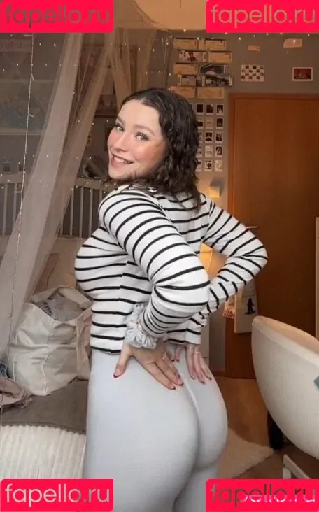 Lina Valeska Onlyfans Photo Gallery 