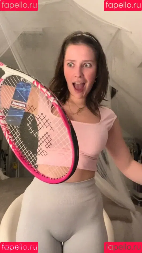 Lina Valeska Onlyfans Photo Gallery 