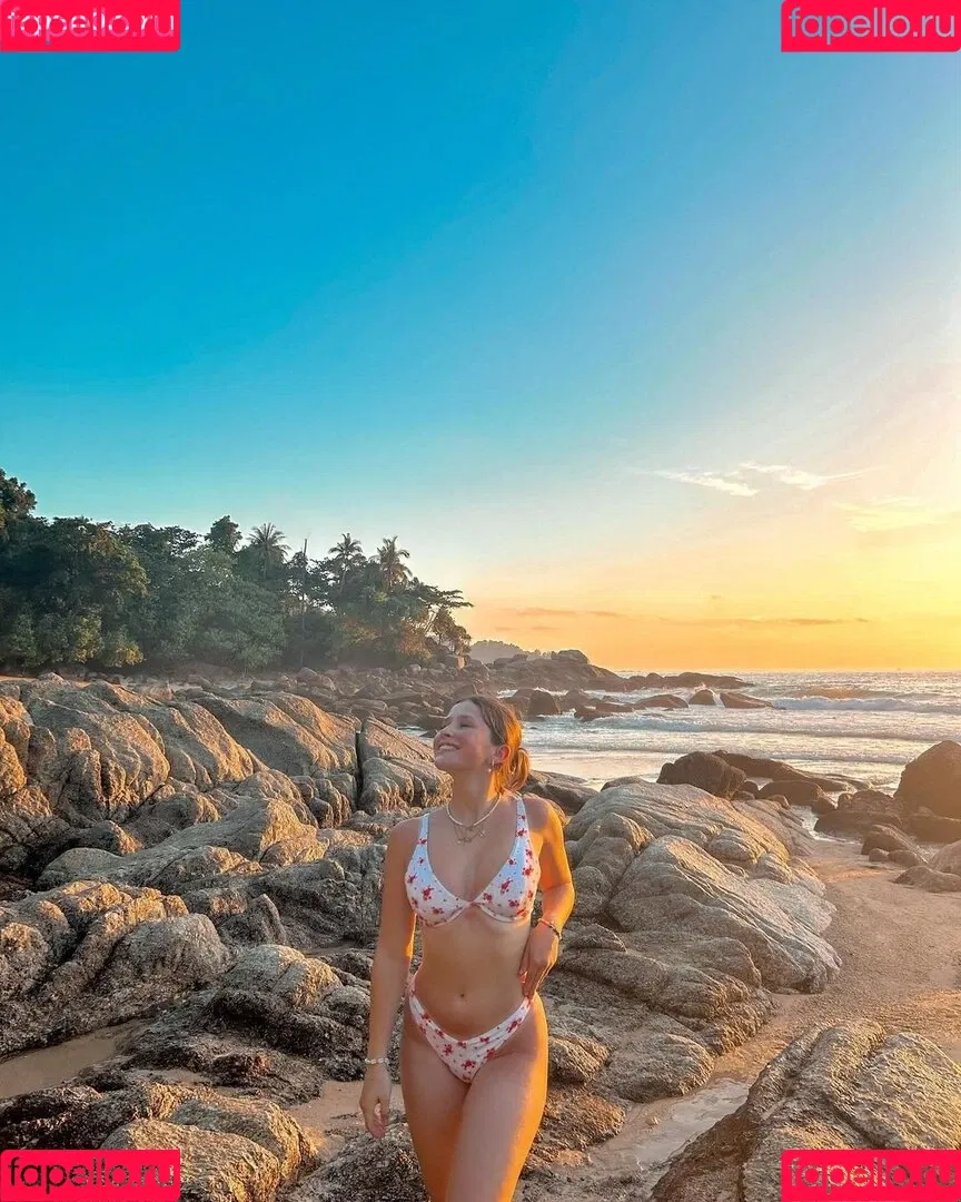 Lina Valeska Onlyfans Photo Gallery 