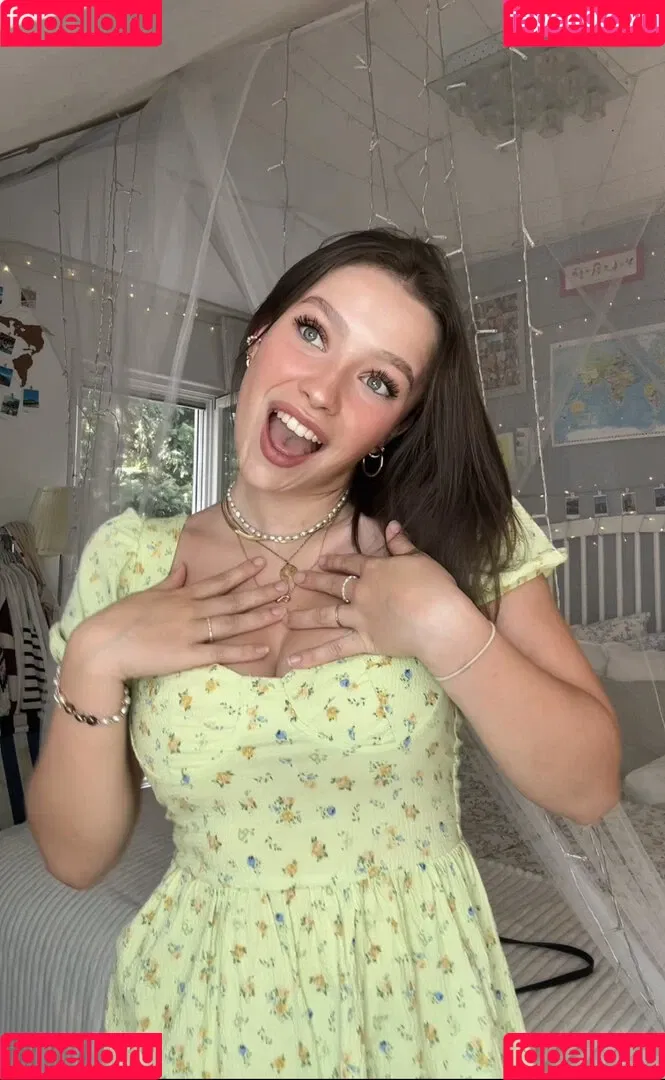 Lina Valeska Onlyfans Photo Gallery 