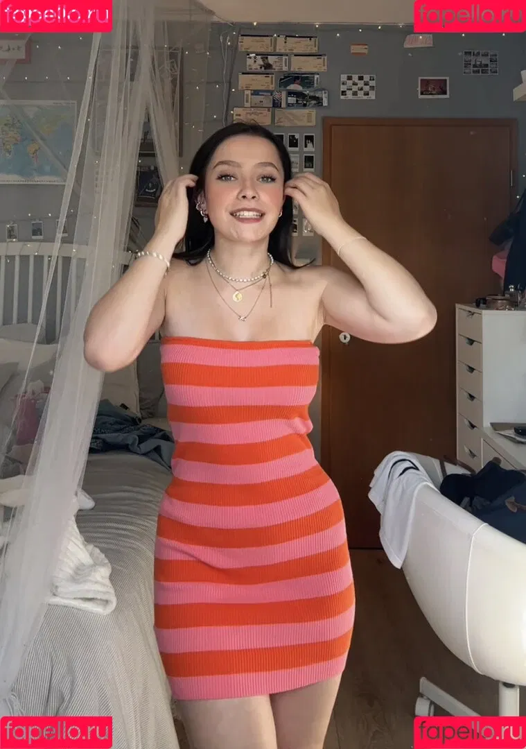 Lina Valeska Onlyfans Photo Gallery 