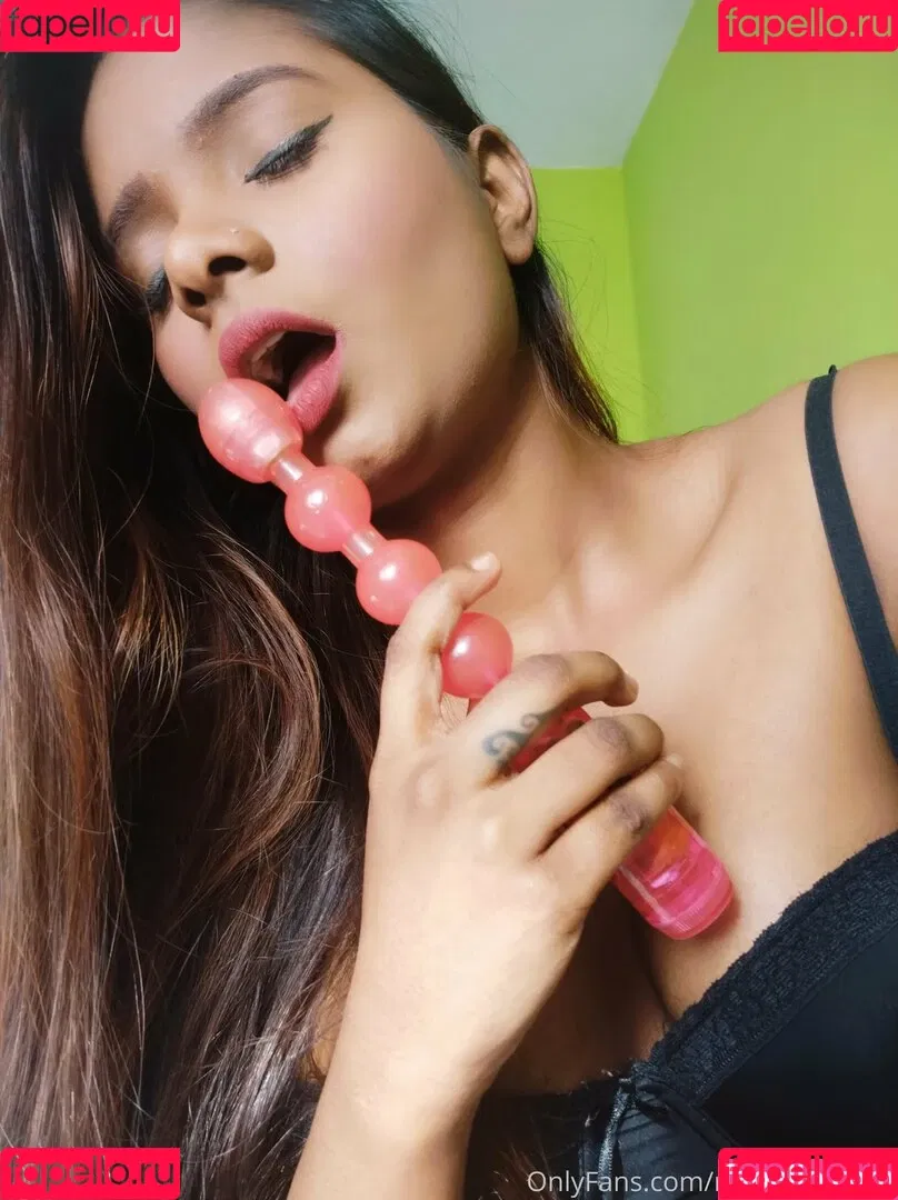 Ellynbabe Onlyfans Photo Gallery 