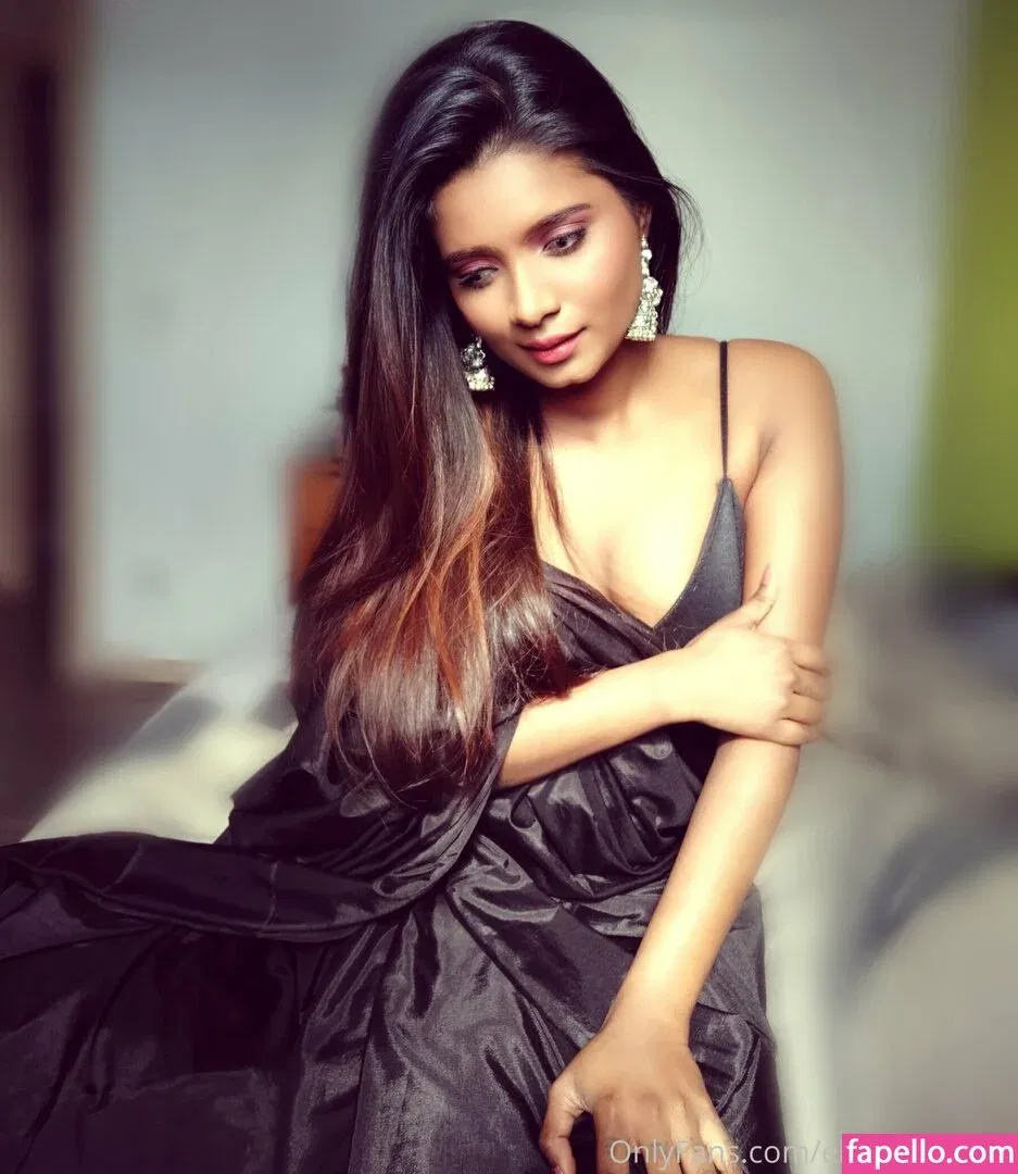 Ellynbabe Onlyfans Photo Gallery 