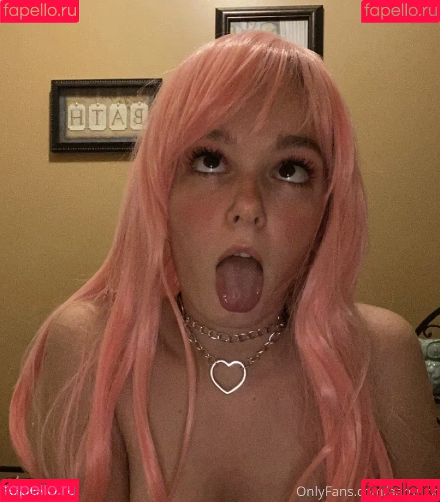 brat gf Onlyfans Photo Gallery 