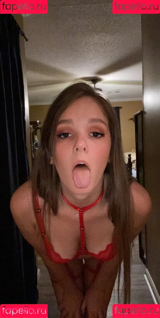 brat gf Onlyfans Photo Gallery 