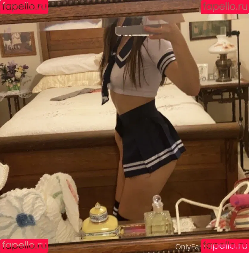 brat gf Onlyfans Photo Gallery 