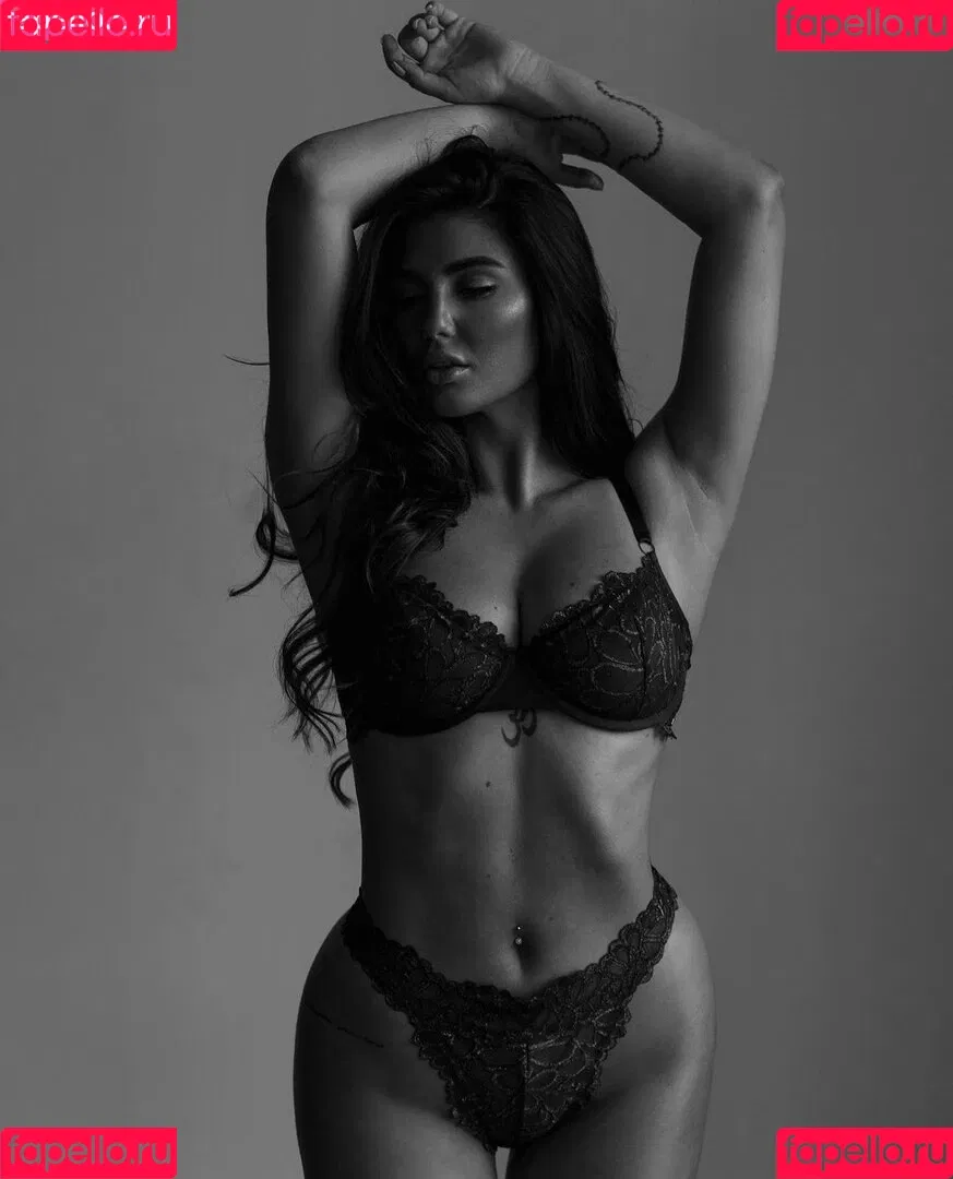 Laura Mania Onlyfans Photo Gallery 