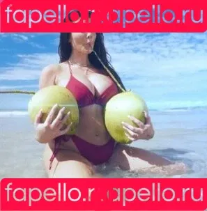 Laura Mania Onlyfans Photo Gallery 