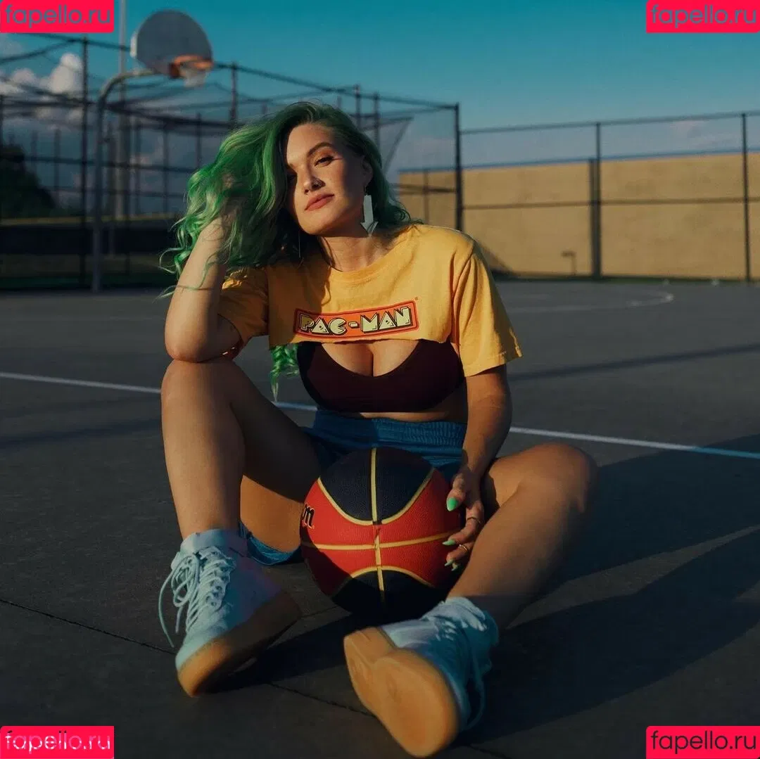 Annalise Mahanes Onlyfans Photo Gallery 