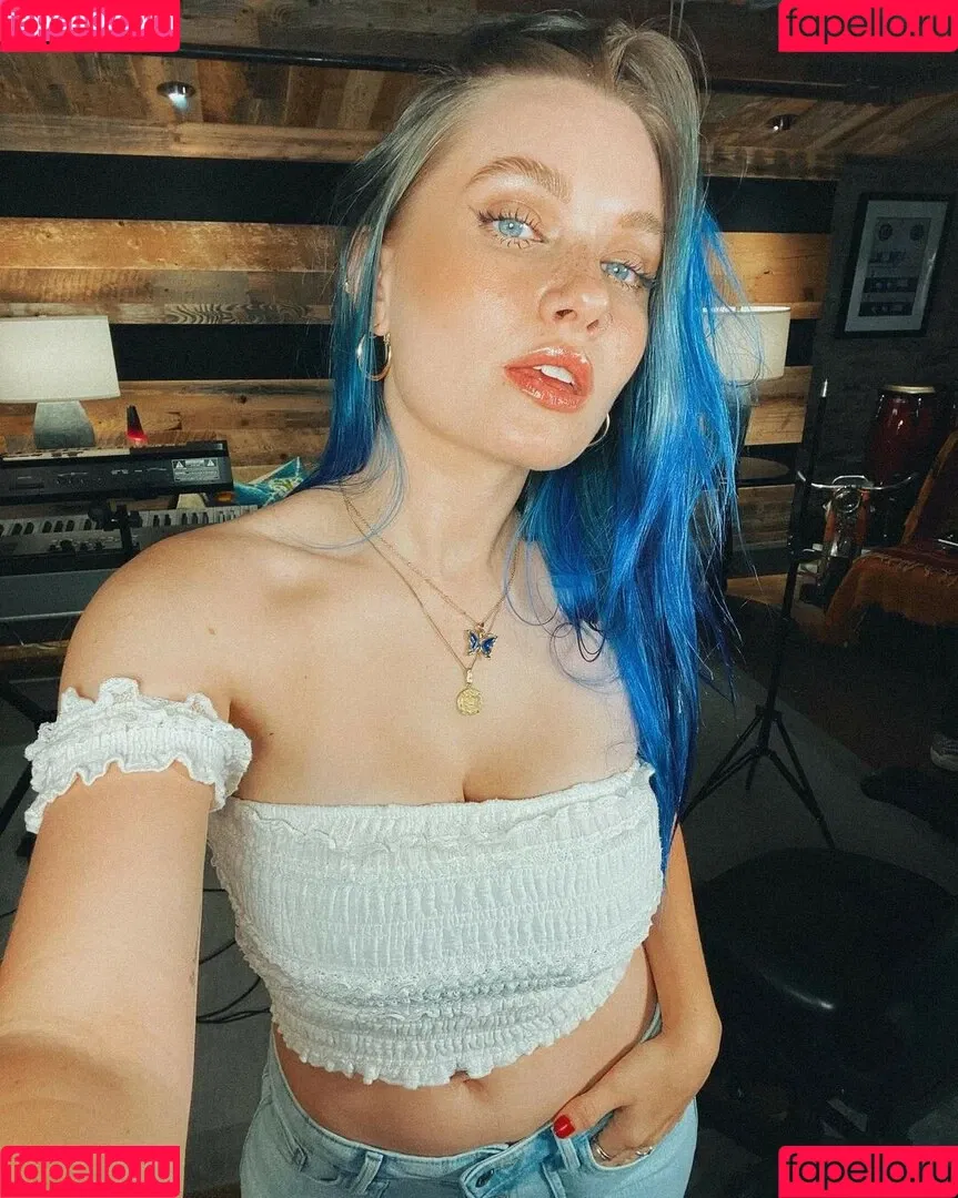 Annalise Mahanes Onlyfans Photo Gallery 