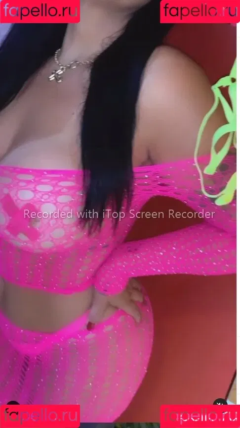 gislainepenaa Onlyfans Photo Gallery 