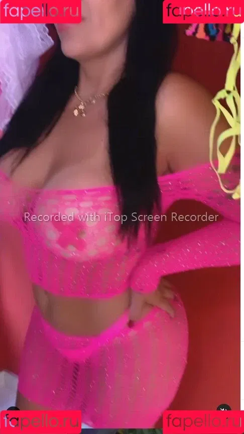 gislainepenaa Onlyfans Photo Gallery 