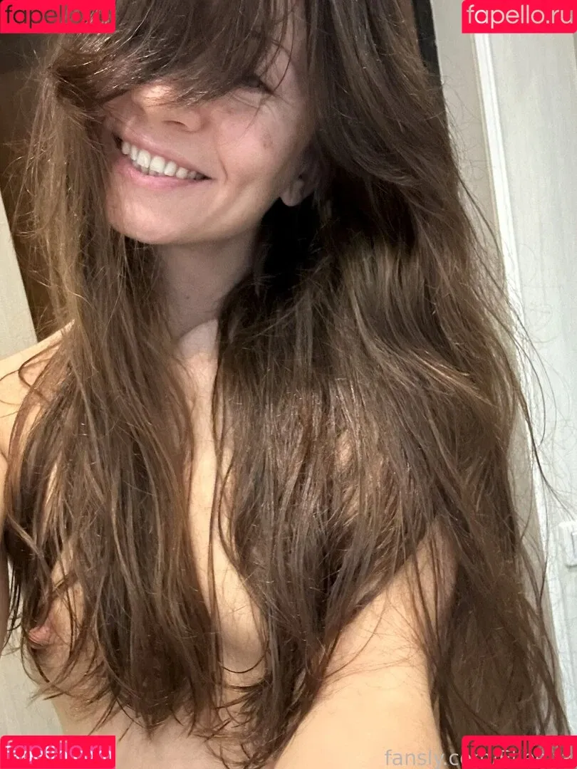 Elleelfa Onlyfans Photo Gallery 