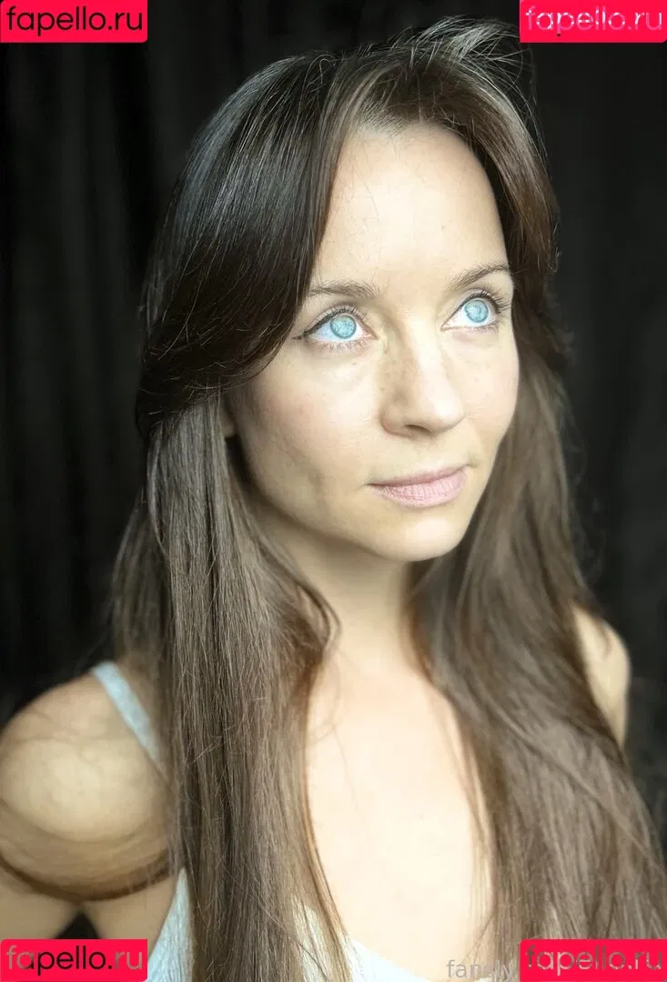 Elleelfa Onlyfans Photo Gallery 