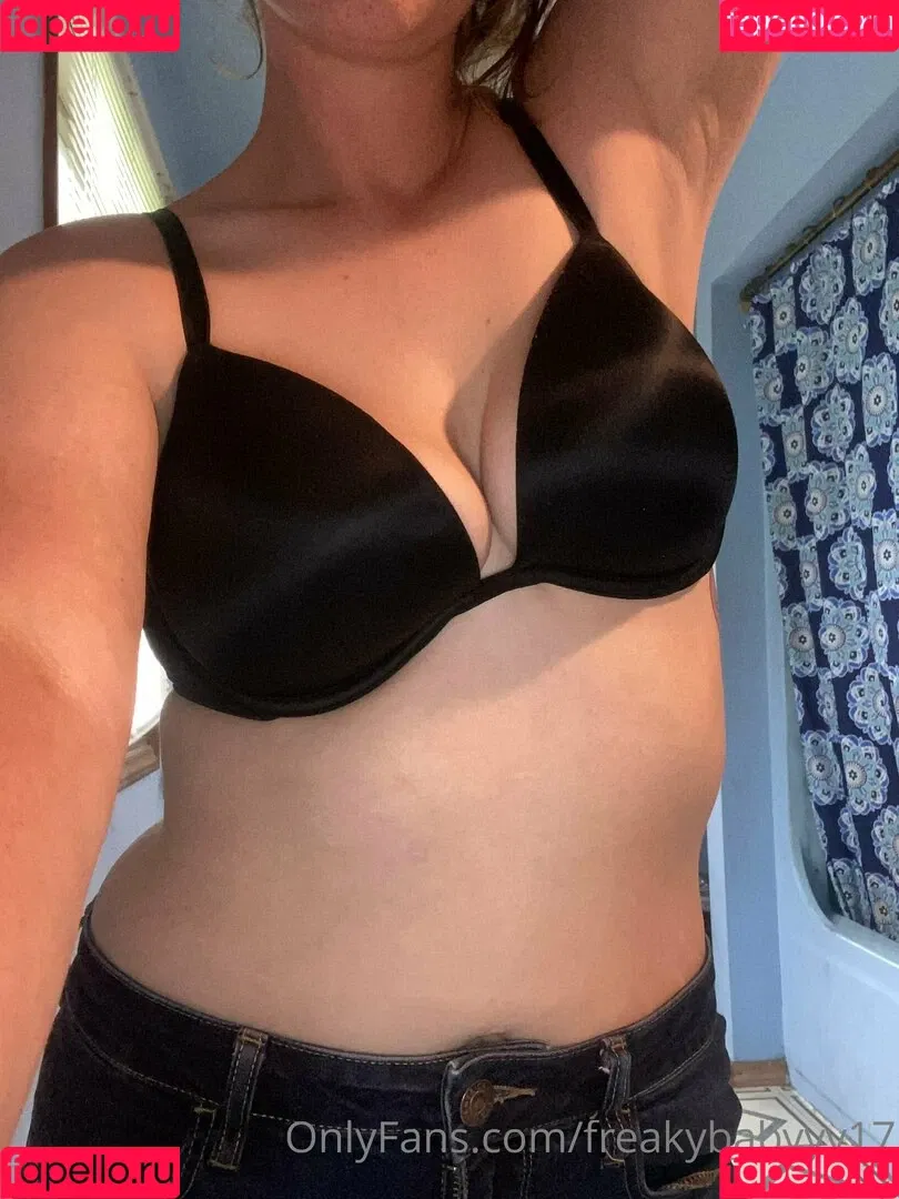 freakybabyyy17 Onlyfans Photo Gallery 