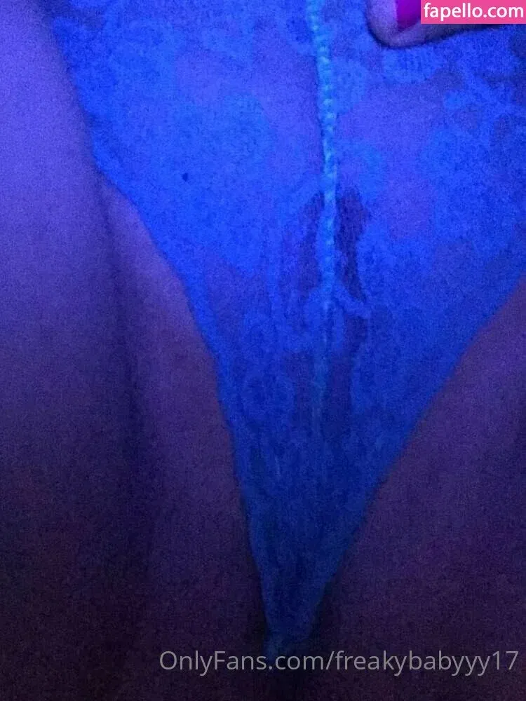 freakybabyyy17 Onlyfans Photo Gallery 