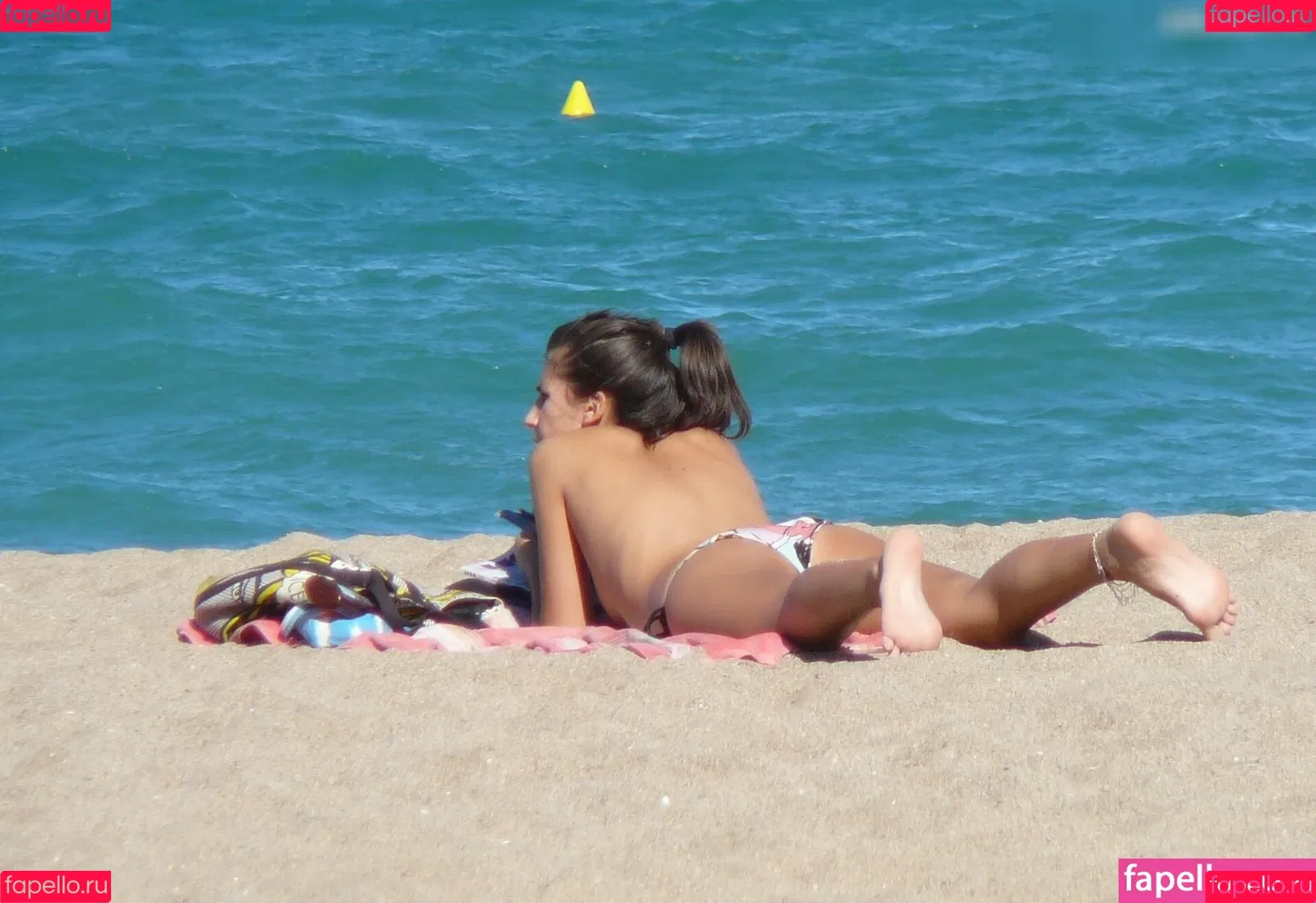 Beach Onlyfans Photo Gallery 