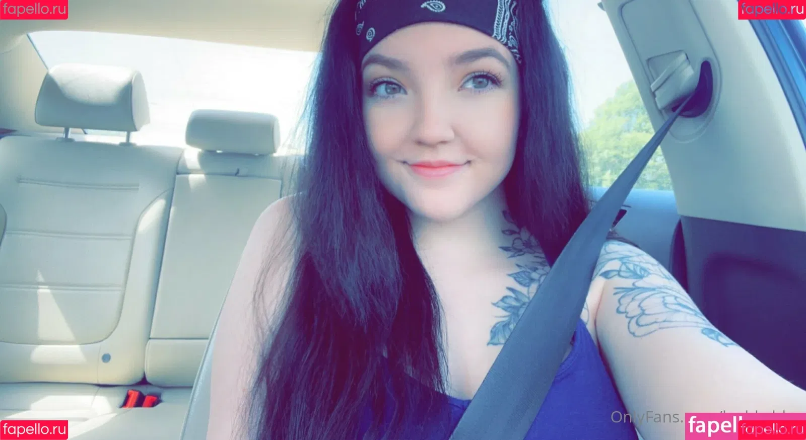 leahkahley Onlyfans Photo Gallery 