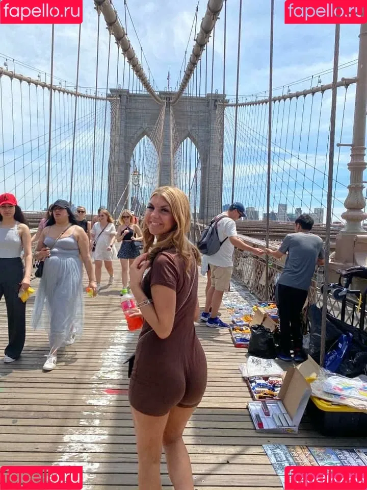 Paisley Duggan Onlyfans Photo Gallery 