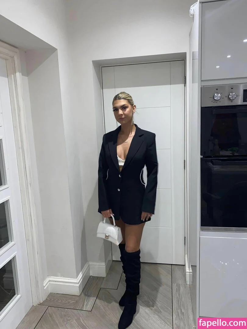 Paisley Duggan Onlyfans Photo Gallery 