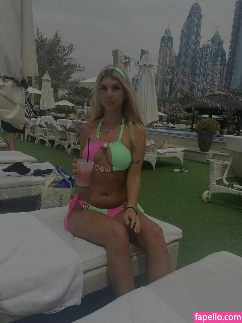 Paisley Duggan Onlyfans Photo Gallery 