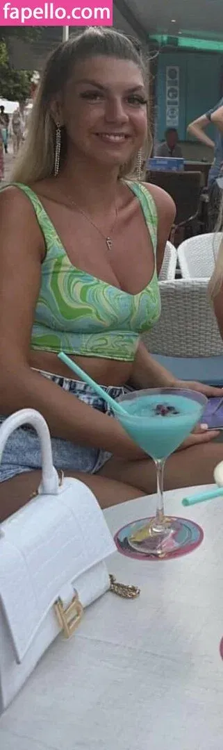 Paisley Duggan Onlyfans Photo Gallery 