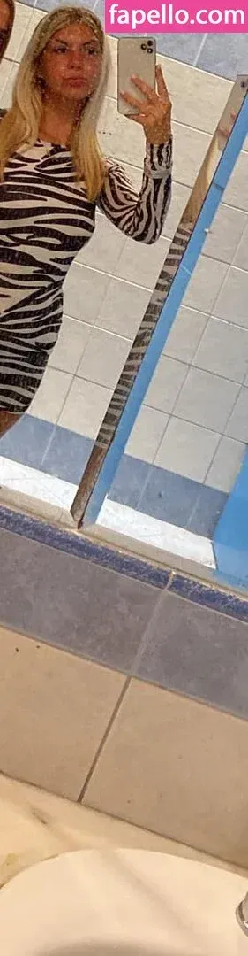 Paisley Duggan Onlyfans Photo Gallery 