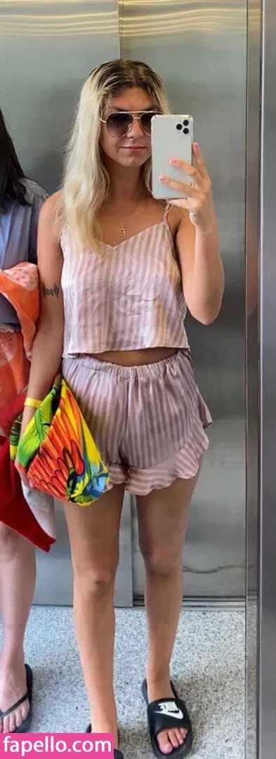 Paisley Duggan Onlyfans Photo Gallery 