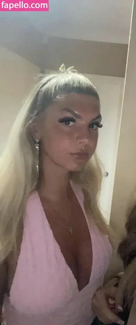 Paisley Duggan Onlyfans Photo Gallery 