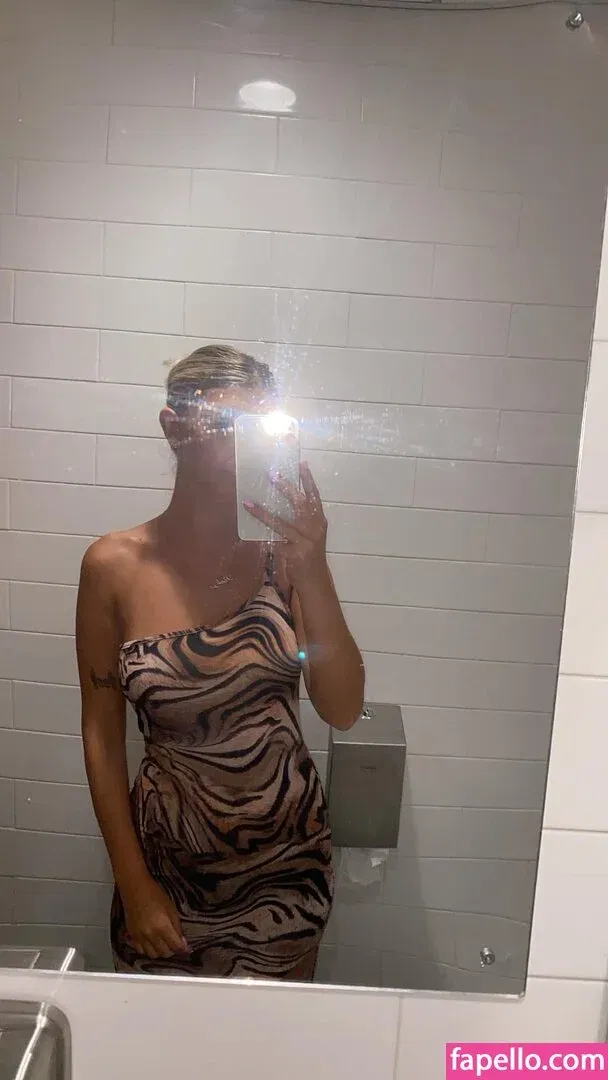 Paisley Duggan Onlyfans Photo Gallery 