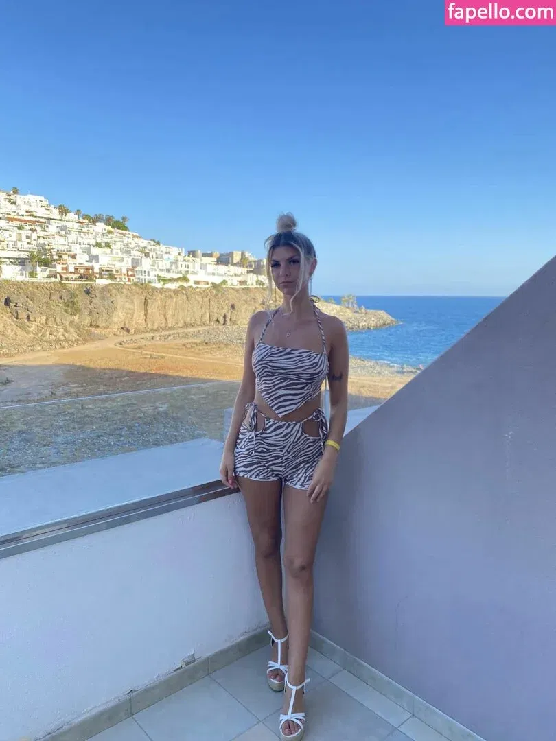 Paisley Duggan Onlyfans Photo Gallery 