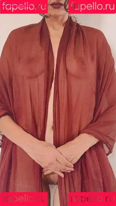 Jikki Nair Onlyfans Photo Gallery 