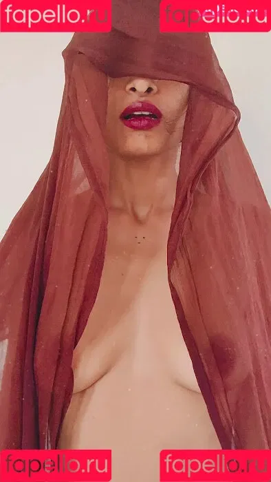 Jikki Nair Onlyfans Photo Gallery 