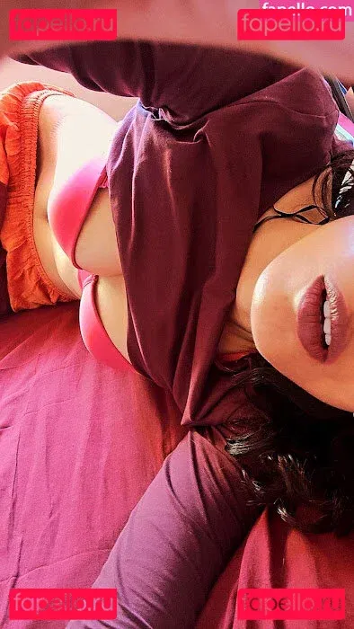 Jikki Nair Onlyfans Photo Gallery 