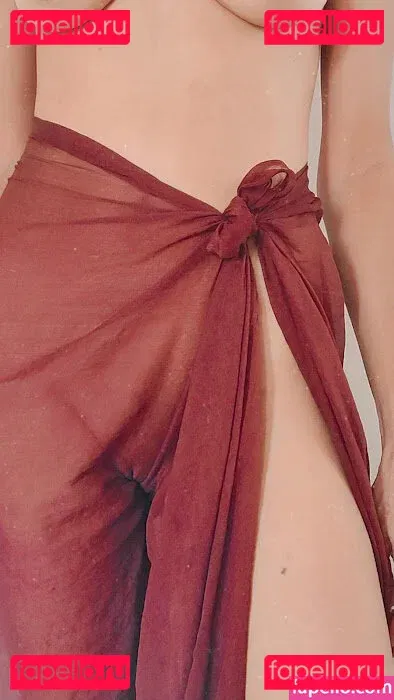 Jikki Nair Onlyfans Photo Gallery 